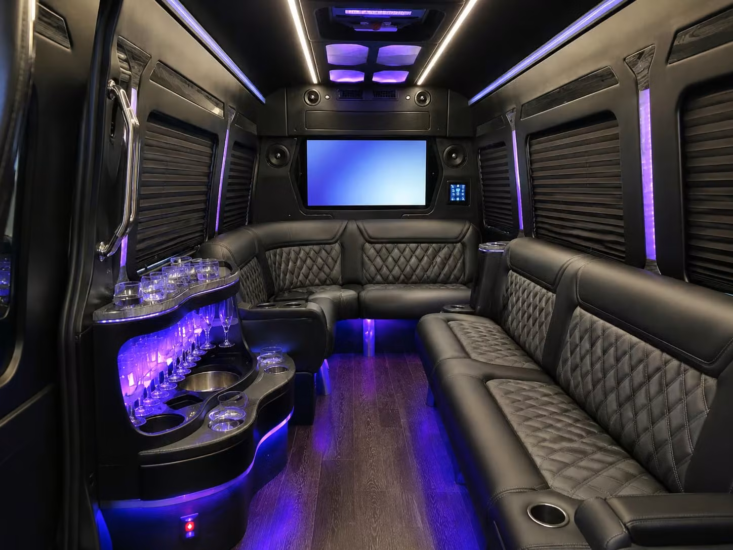 airport transfers for corporate groups flying in and out of kenosha