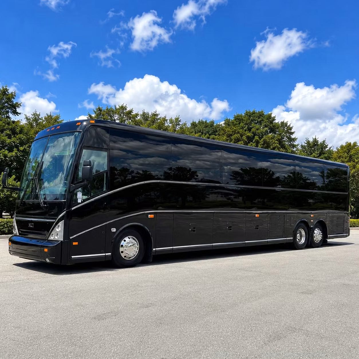 corporate shuttle services along the kenosha milwaukee chicago corridor