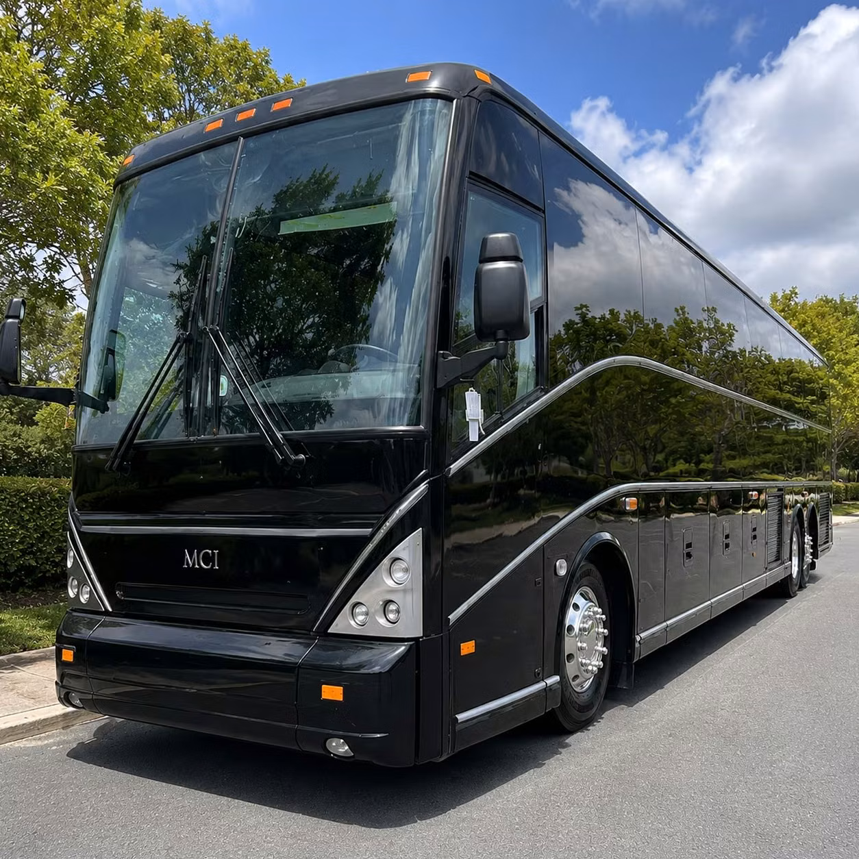 employee commuter shuttles for kenosha s manufacturing and distribution sector