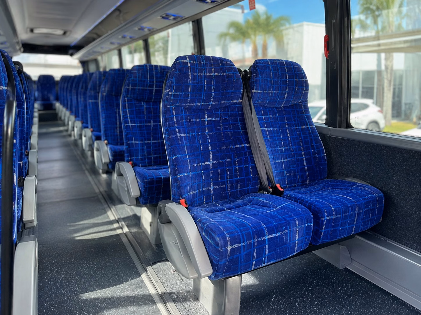 group transportation for milwaukee brewers and bucks games from kenosha
