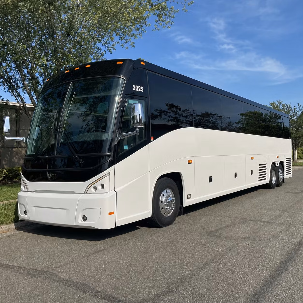 kenosha long distance charter bus rentals