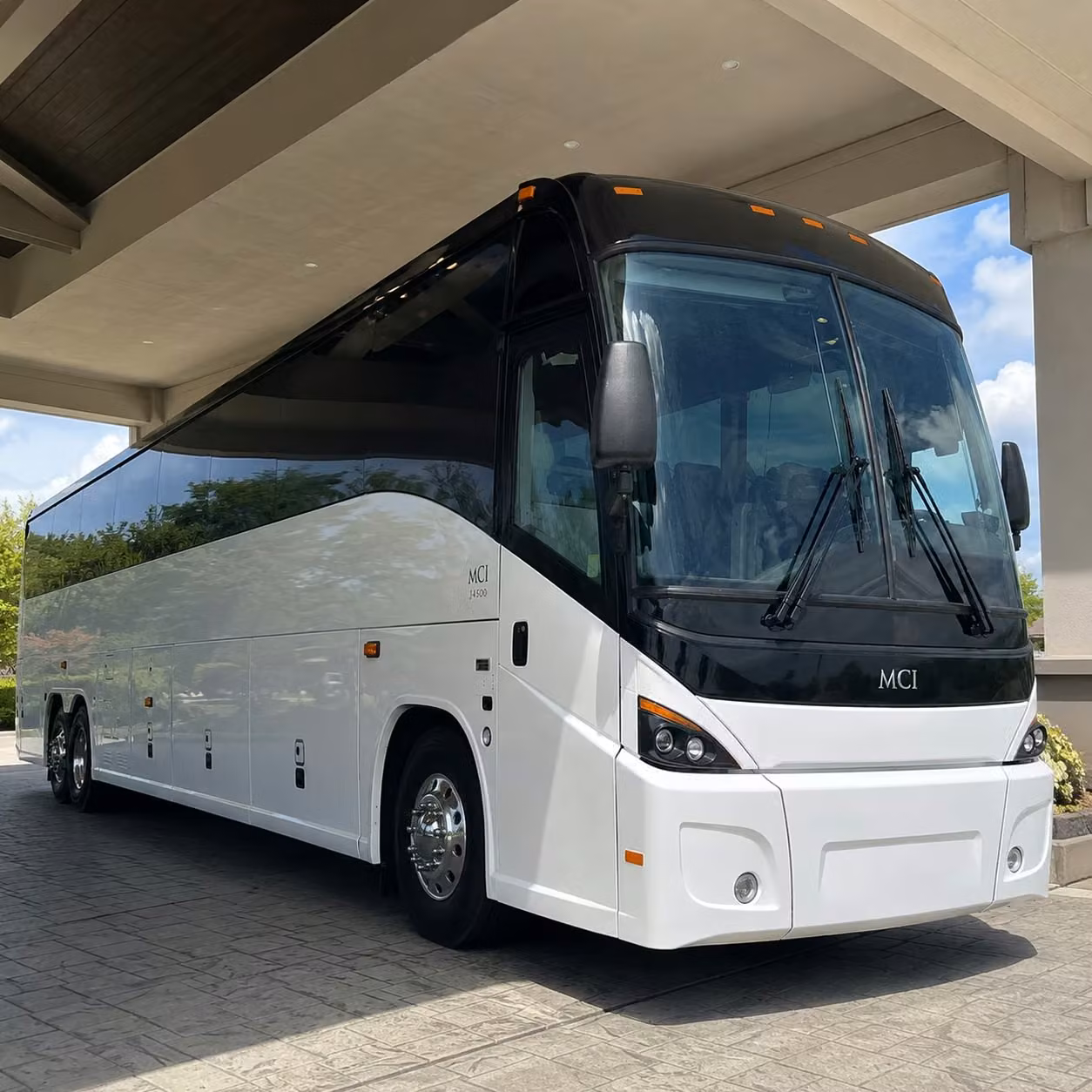 kenosha manufacturing industrial workforce shuttles made easy