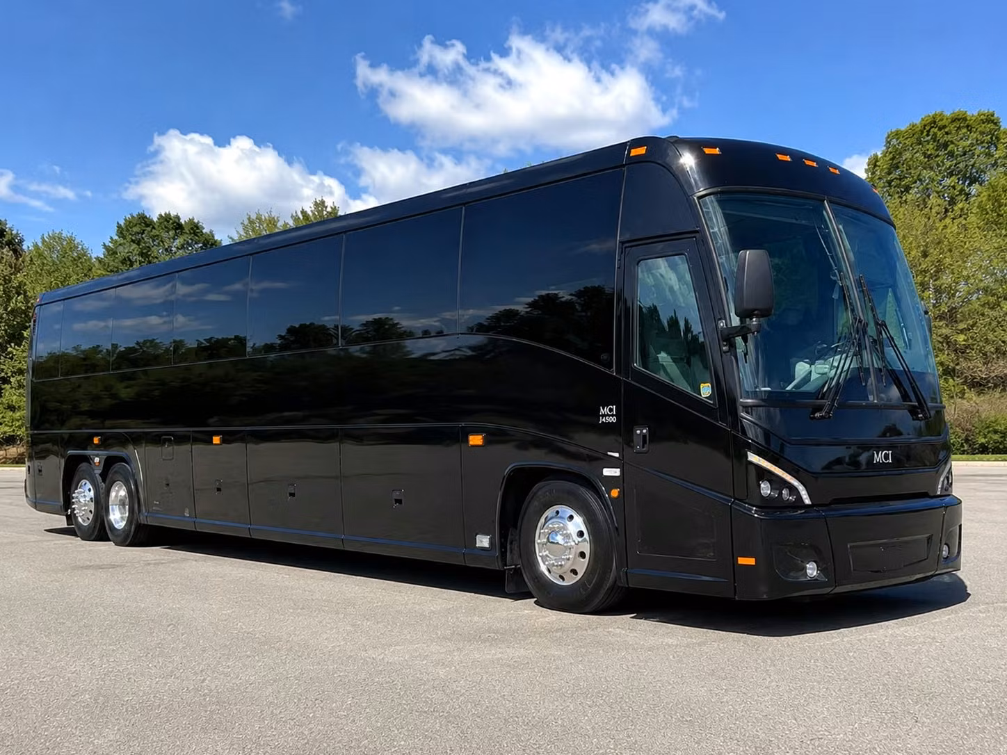 kenosha wedding shuttle bus rentals from the ceremony to the after party