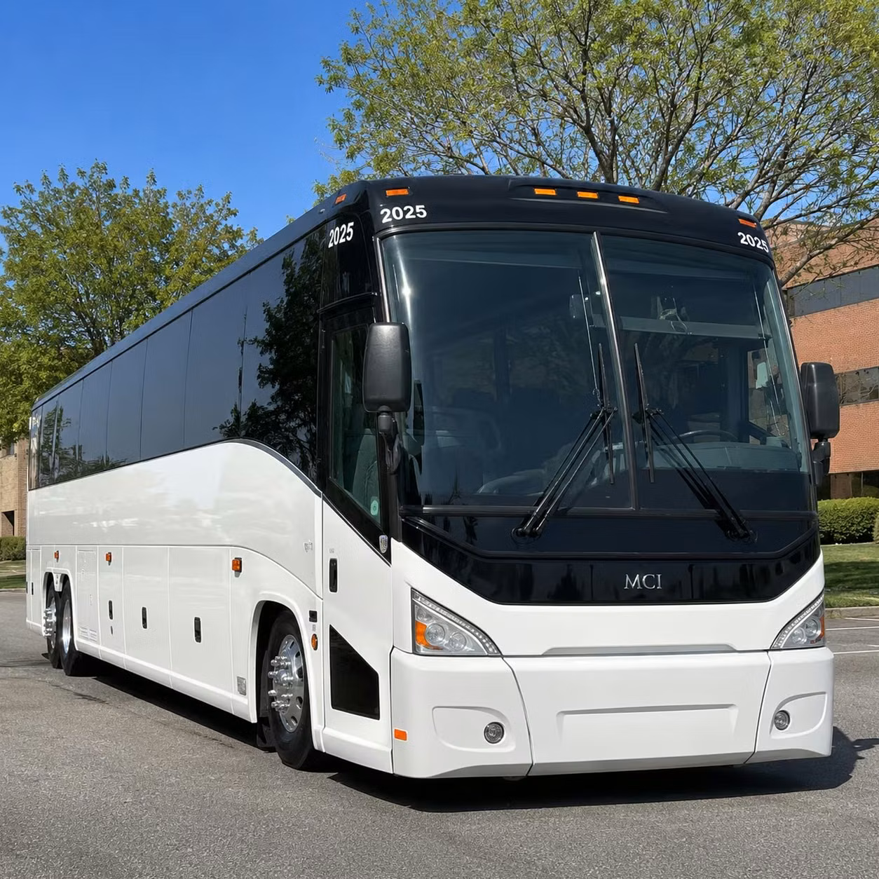 moving kenosha youth groups senior ministries and mission teams with the right bus